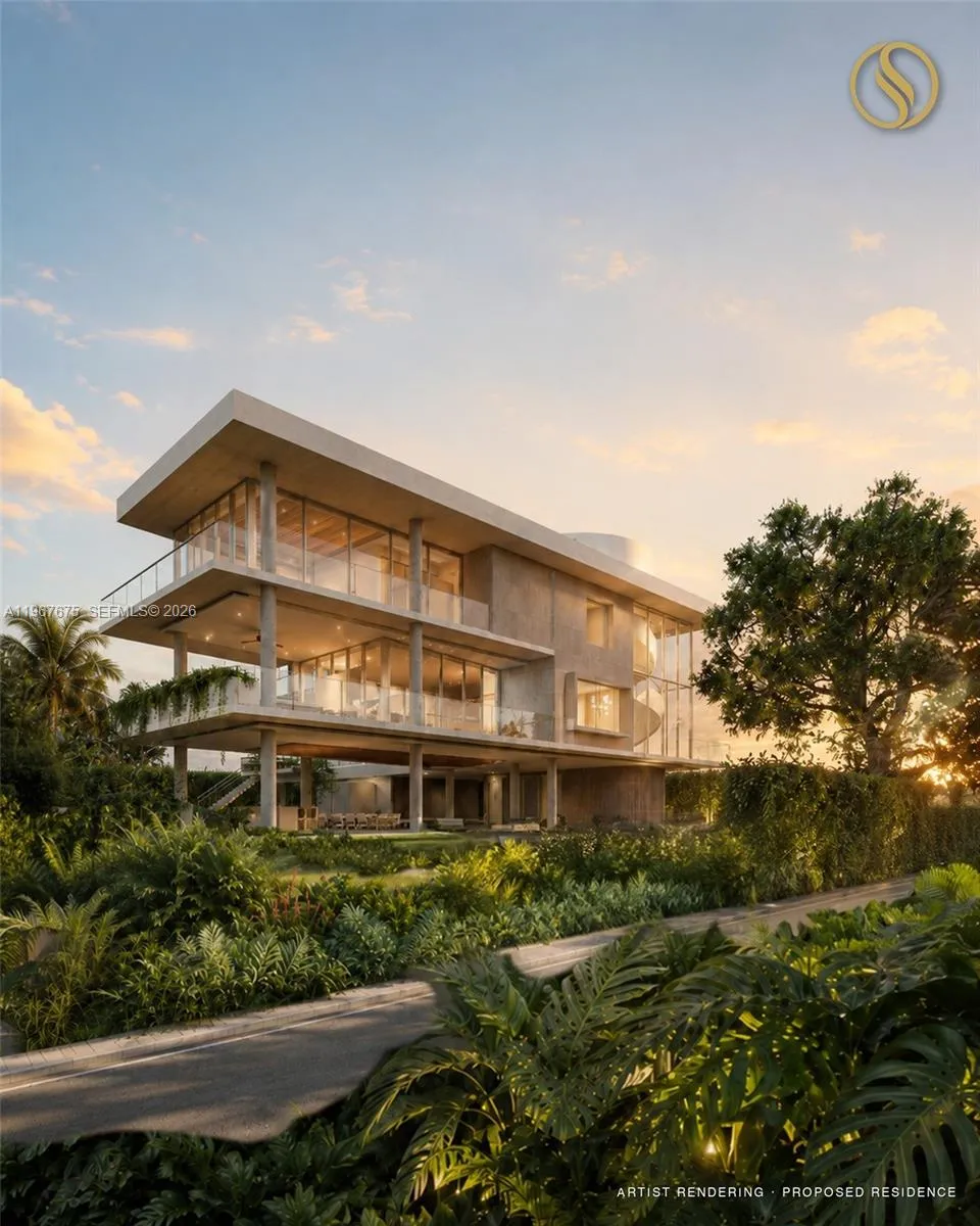 2880 Fairgreen Dr Miami Beach, FL 33140