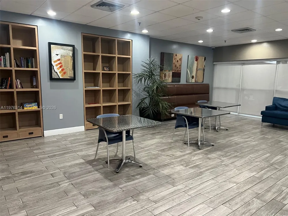 850 Miami Ave #W-1806 Miami, FL 33136