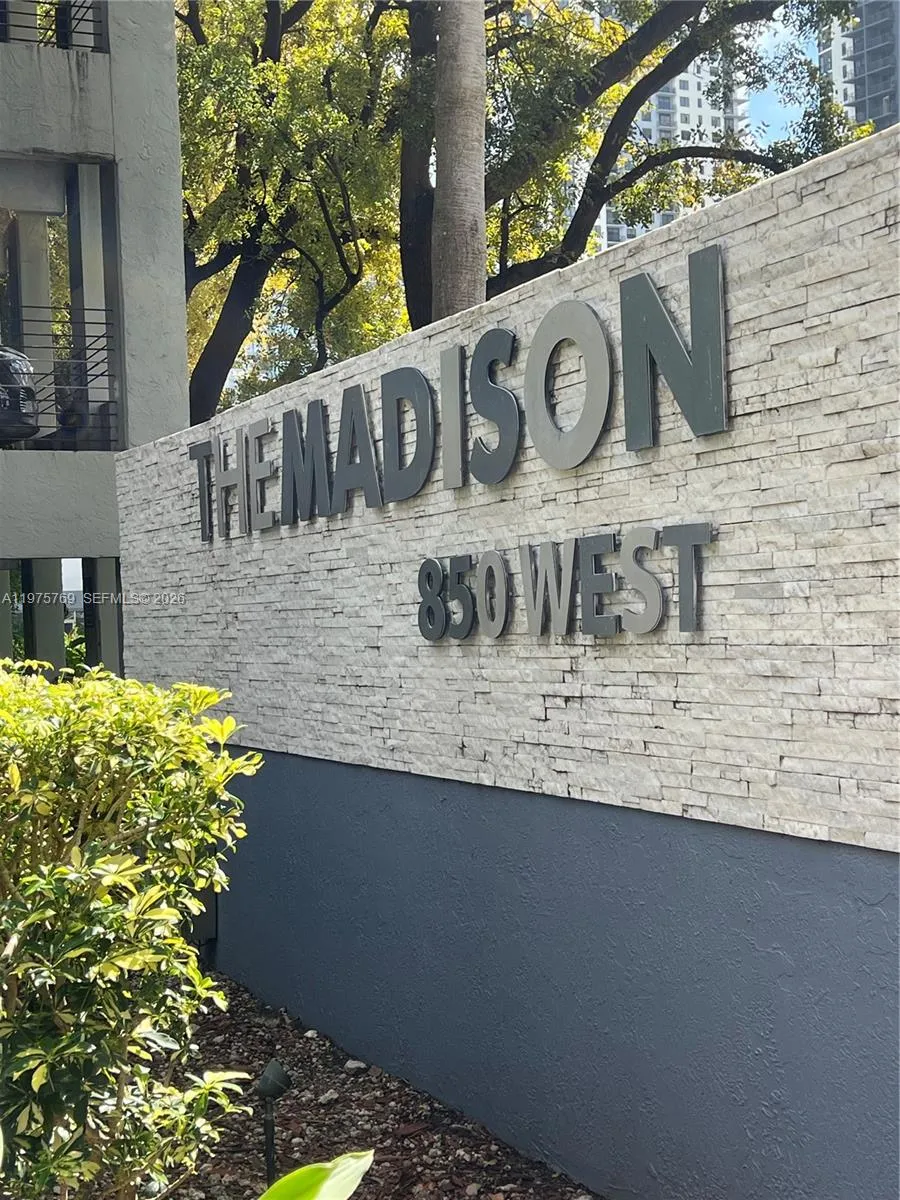 850 Miami Ave #W-1808 Miami, FL 33136