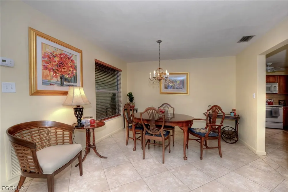 Eichen Circle E Fort Myers, FL 33919