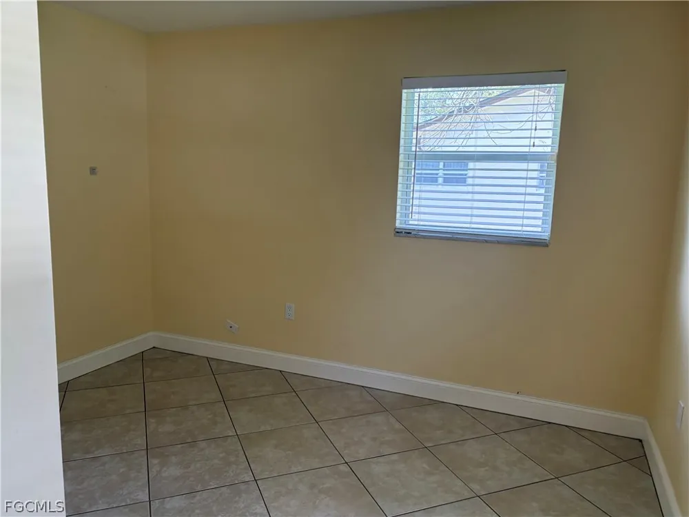 Eichen Circle E Fort Myers, FL 33919