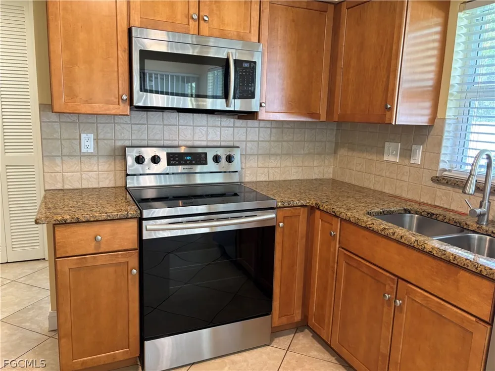 Eichen Circle E Fort Myers, FL 33919