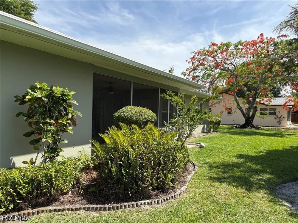 Eichen Circle E Fort Myers, FL 33919