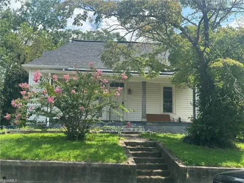 706 Arch Street