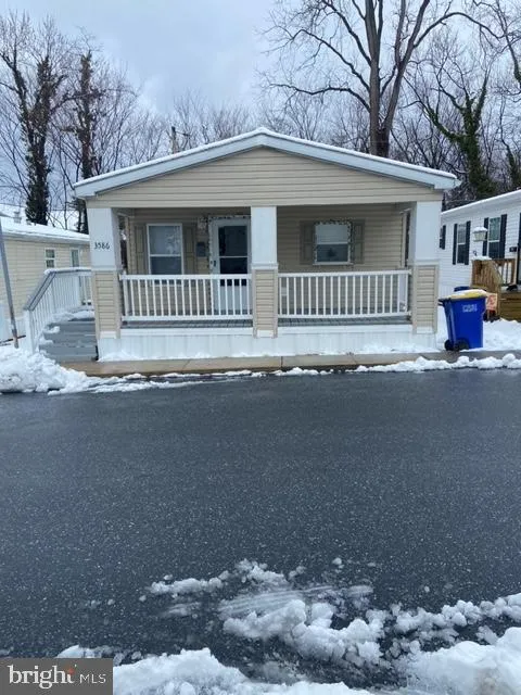 3586 MOBILE ROAD