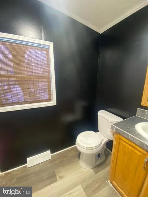 3586 MOBILE ROAD Harrisburg, PA 17109