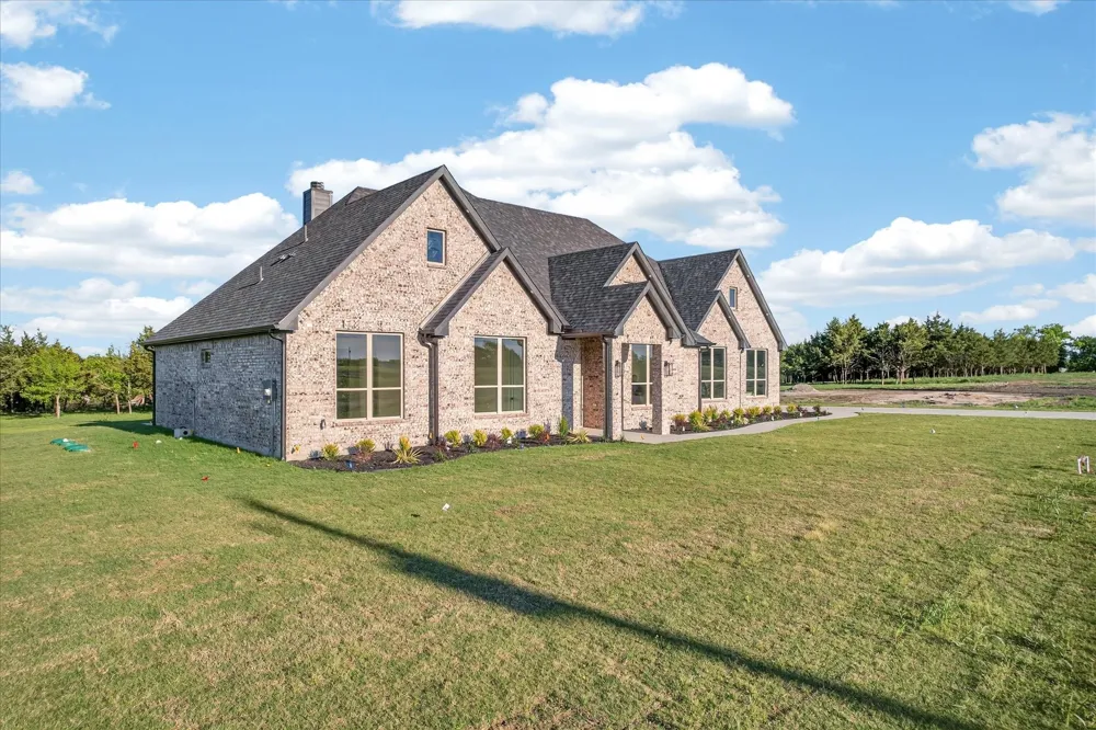 325 Soto Drive Celeste, TX 75423