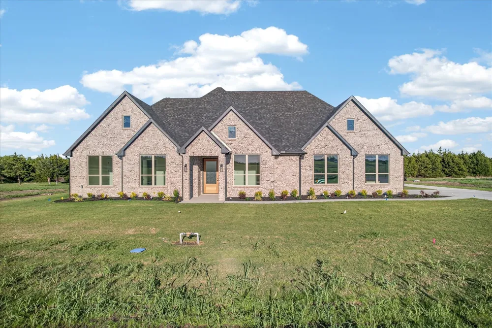 325 Soto Drive Celeste, TX 75423
