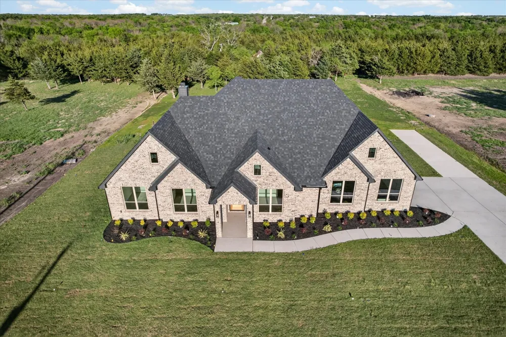 325 Soto Drive Celeste, TX 75423