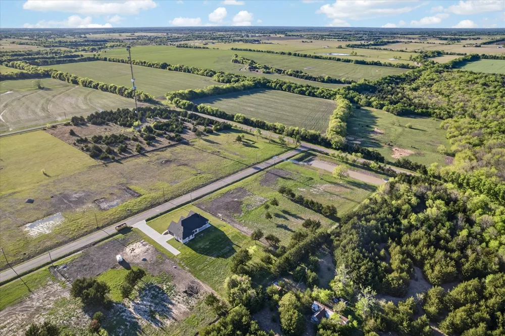 325 Soto Drive Celeste, TX 75423
