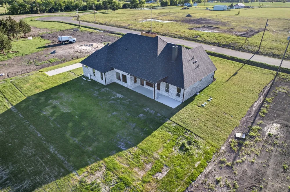 325 Soto Drive Celeste, TX 75423
