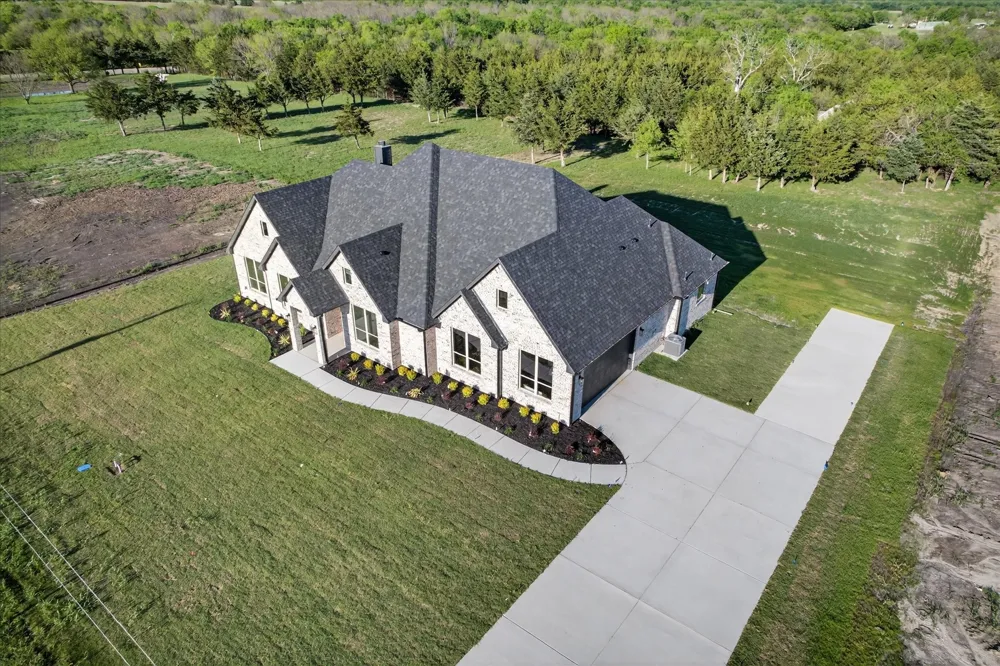 325 Soto Drive Celeste, TX 75423