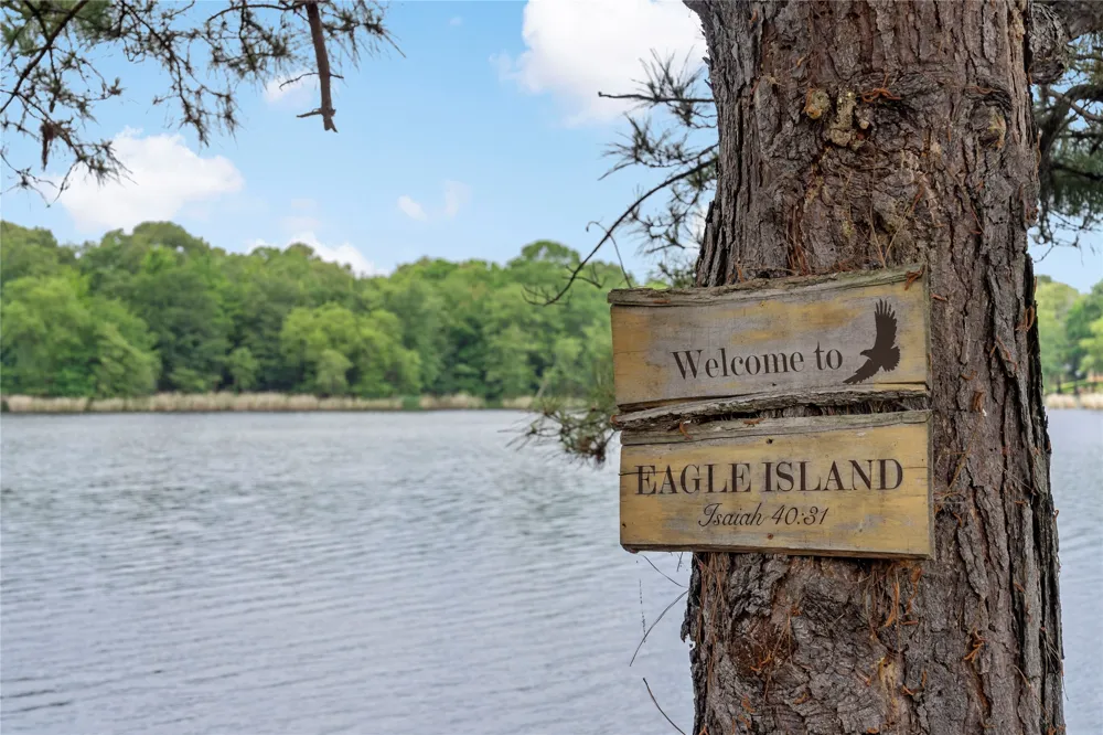 571 Hidden Lake Drive Powderly, TX 75473