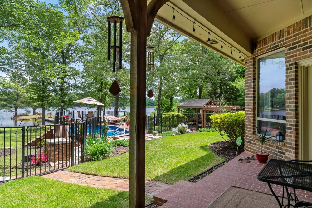 571 Hidden Lake Drive Powderly, TX 75473