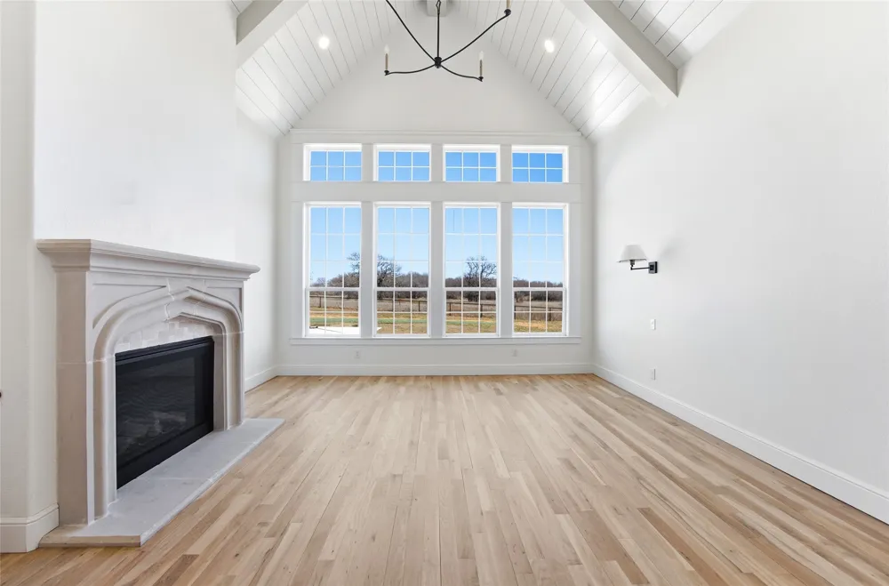 623 Lake Valley Road Sunset, TX 76270
