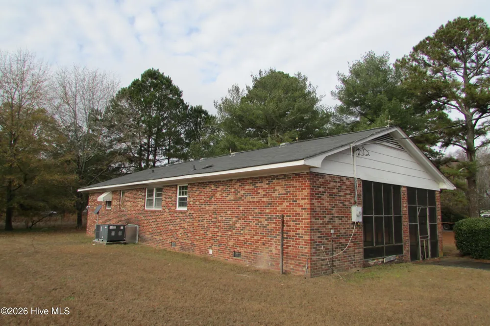 8401 Boykin Bridge Road Clinton, NC 28328