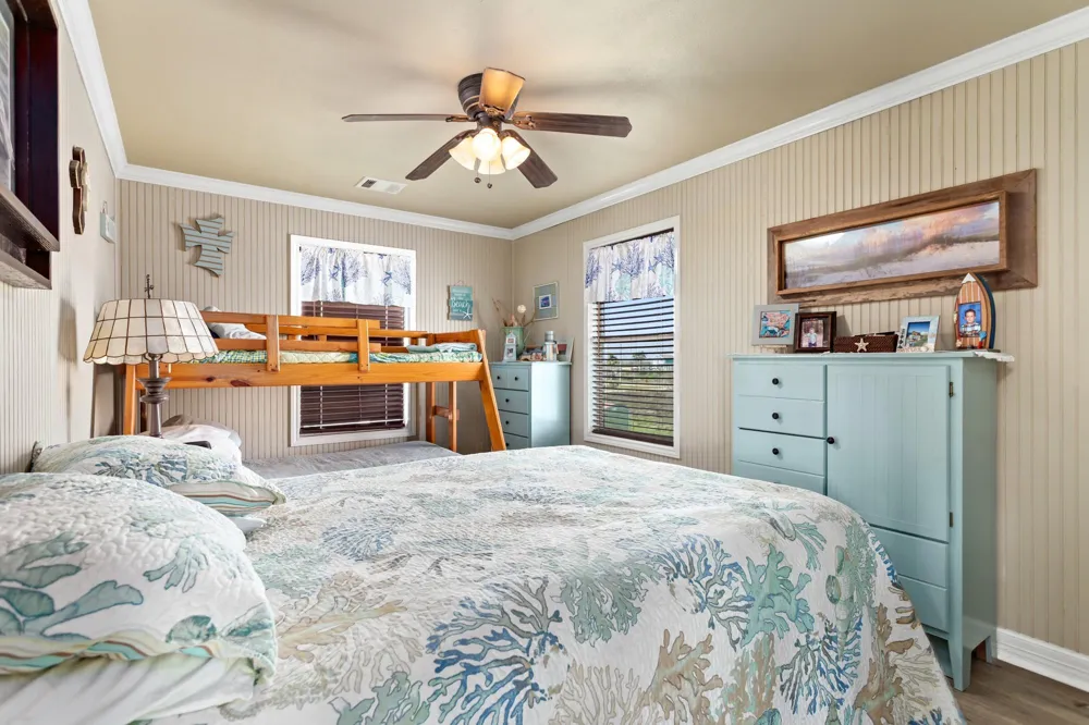 1515 Galveston Avenue Port Bolivar, TX 77650