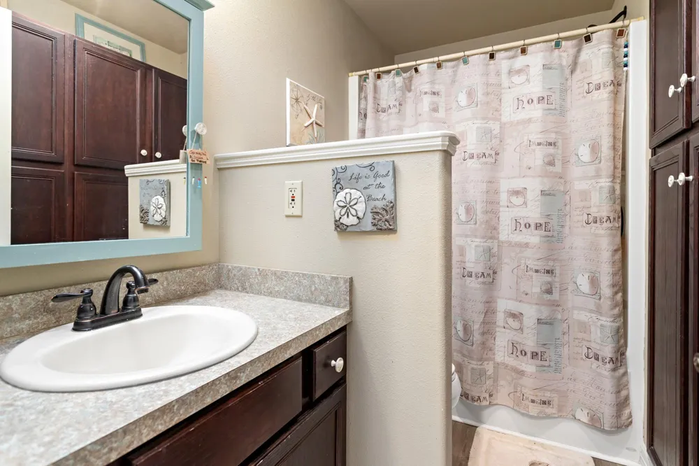 1515 Galveston Avenue Port Bolivar, TX 77650