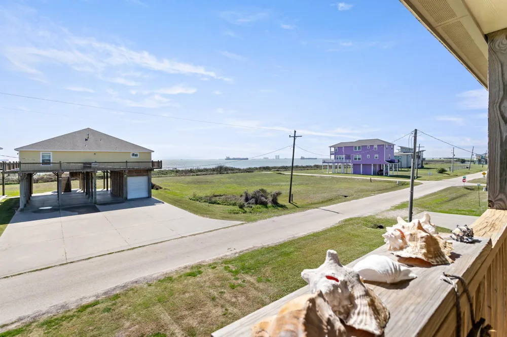 1515 Galveston Avenue Port Bolivar, TX 77650