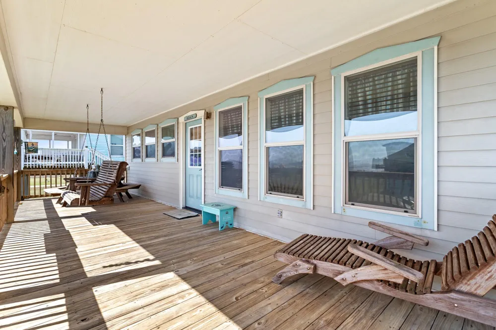 1515 Galveston Avenue Port Bolivar, TX 77650