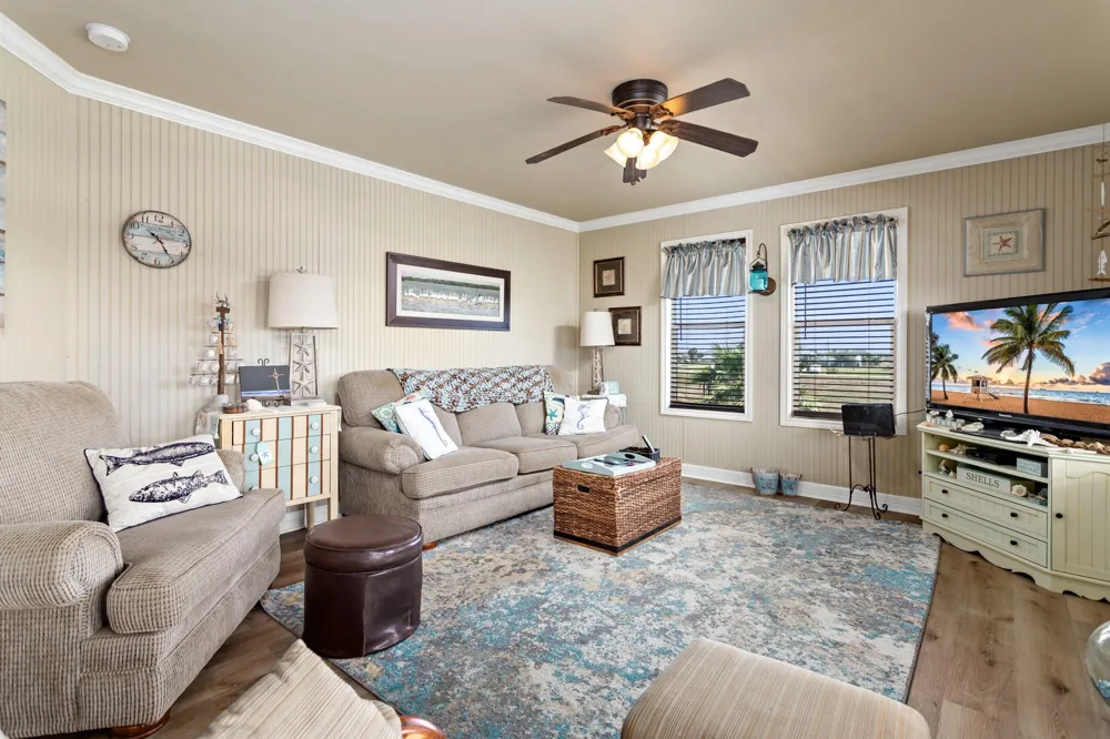 1515 Galveston Avenue Port Bolivar, TX 77650