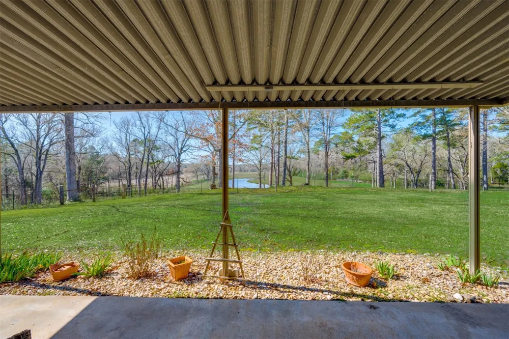 5730 E Fm 323 Palestine, TX 75801