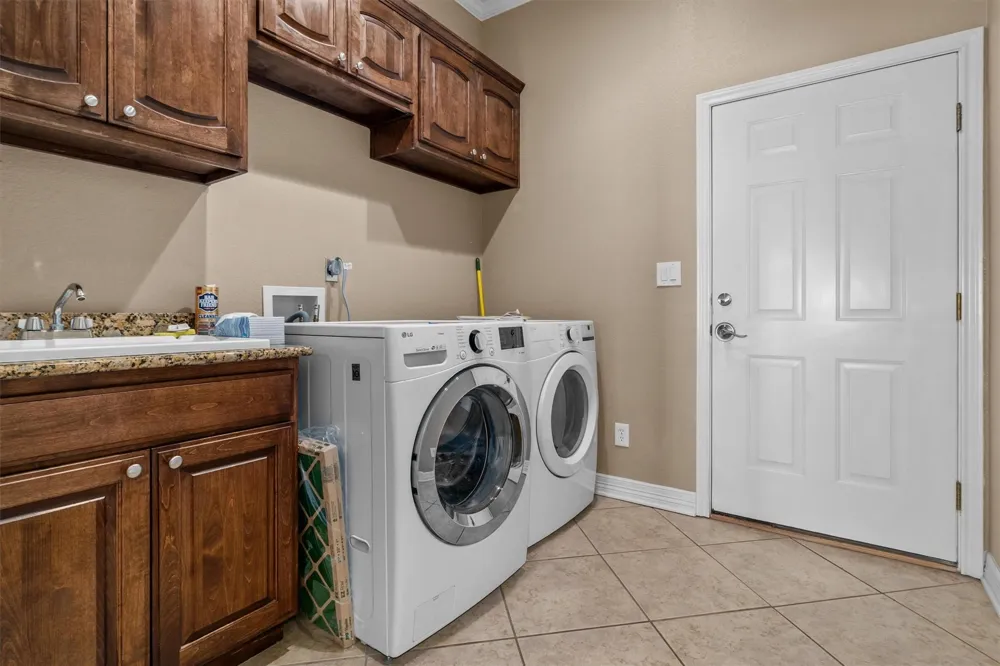 341 Lakeview Drive Grapeland, TX 75844