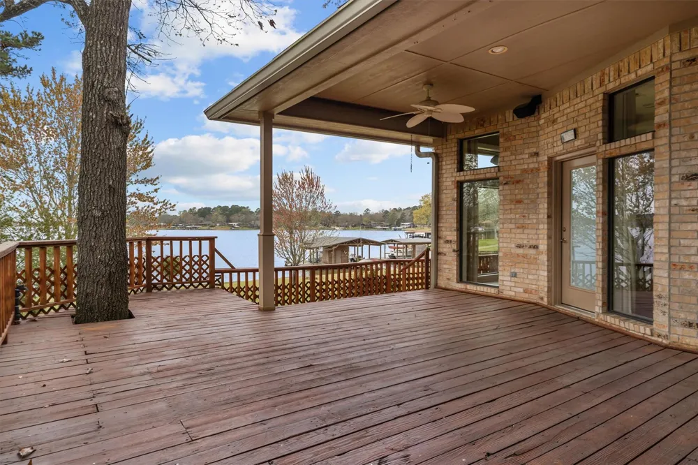 341 Lakeview Drive Grapeland, TX 75844