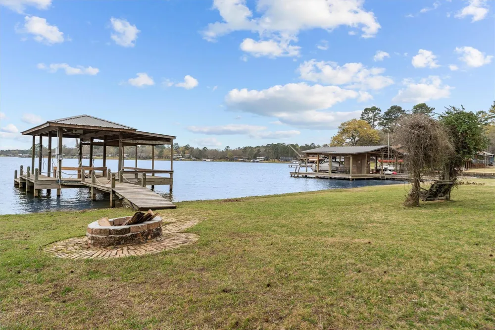 341 Lakeview Drive Grapeland, TX 75844