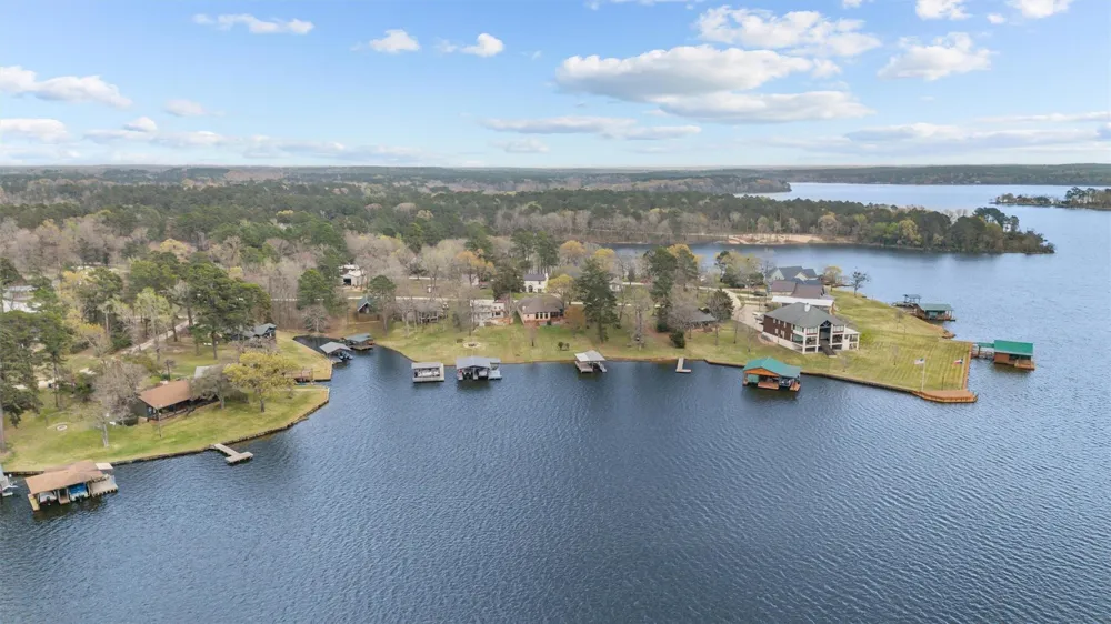 341 Lakeview Drive Grapeland, TX 75844