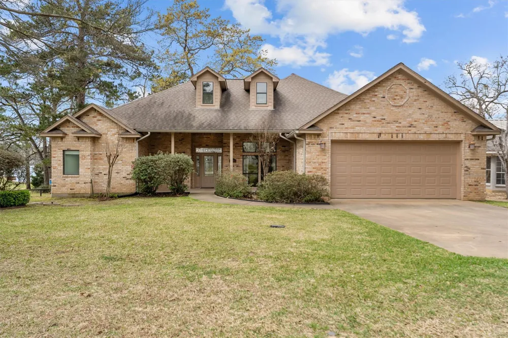 341 Lakeview Drive Grapeland, TX 75844