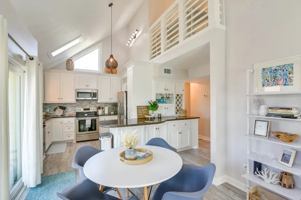 16525 Jamaica Cove Road Jamaica Beach, TX 77554