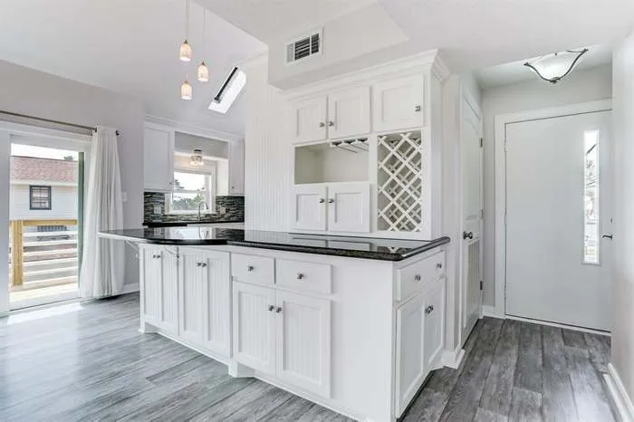 16525 Jamaica Cove Road Jamaica Beach, TX 77554
