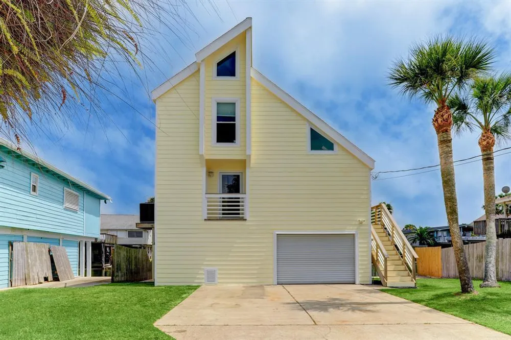 16525 Jamaica Cove Road Jamaica Beach, TX 77554