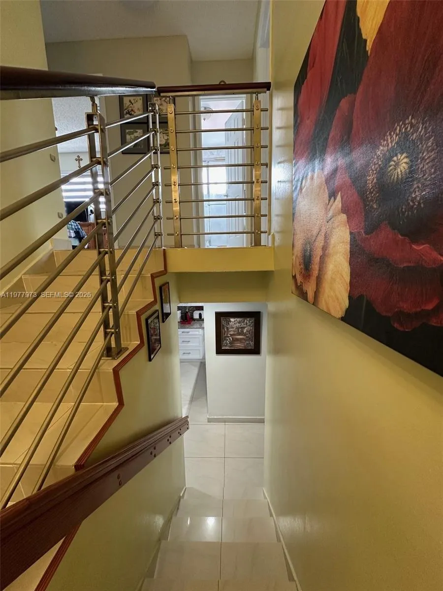 2385 W 69th St #2385-A Hialeah, FL 33016