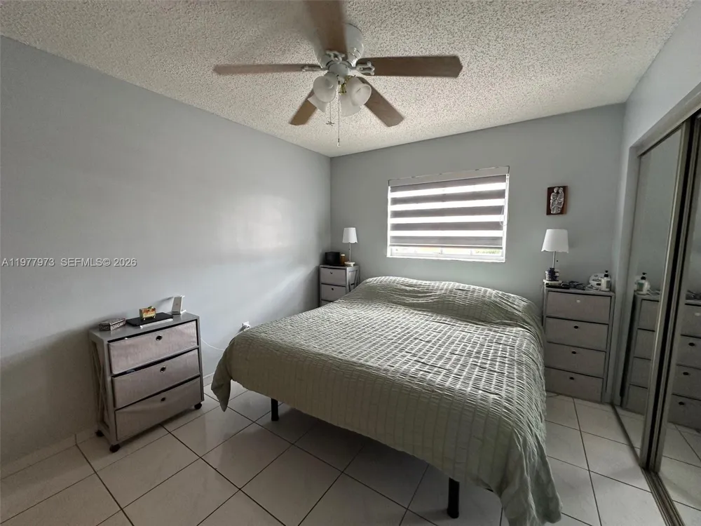2385 W 69th St #2385-A Hialeah, FL 33016