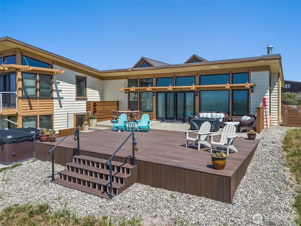 1603 Sea Grass Lane Westport, WA 98595