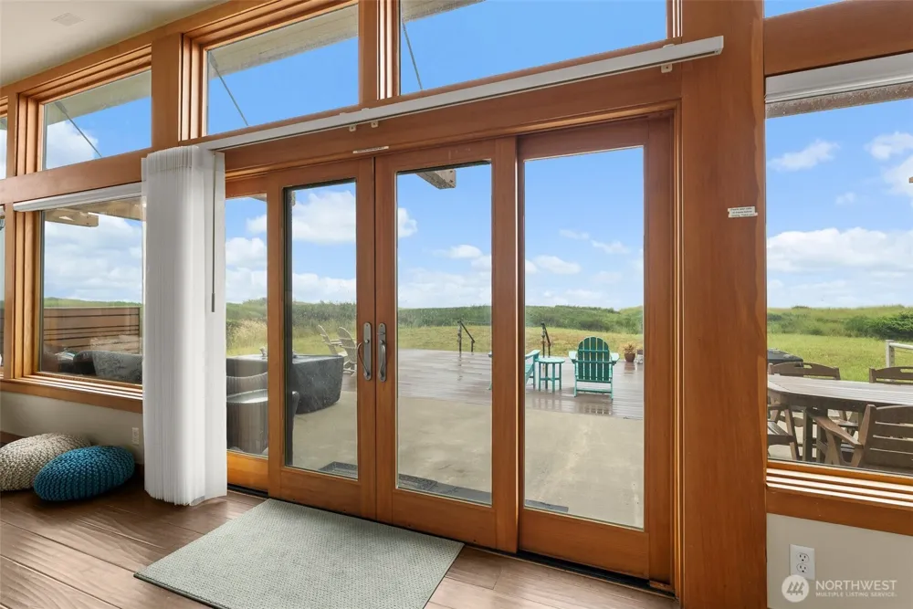 1603 Sea Grass Lane Westport, WA 98595