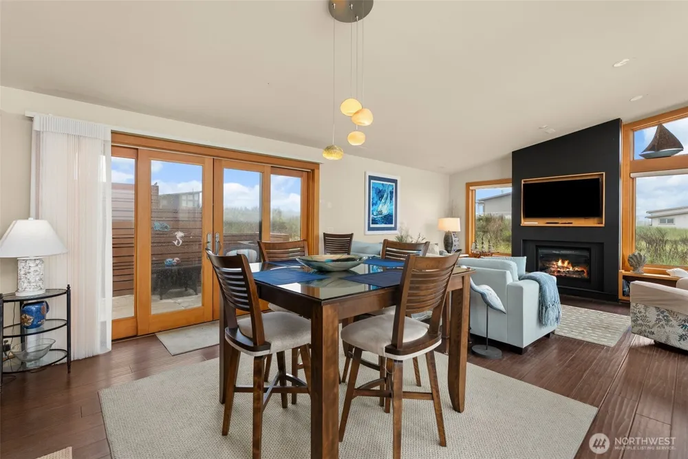 1603 Sea Grass Lane Westport, WA 98595