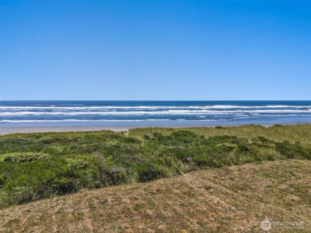 1603 Sea Grass Lane Westport, WA 98595