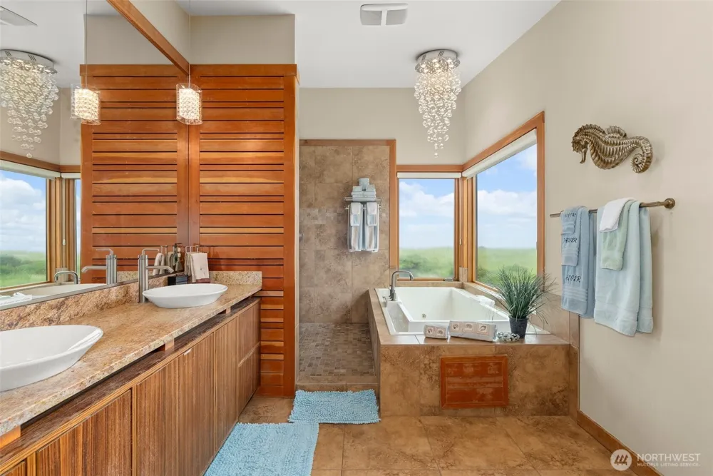 1603 Sea Grass Lane Westport, WA 98595