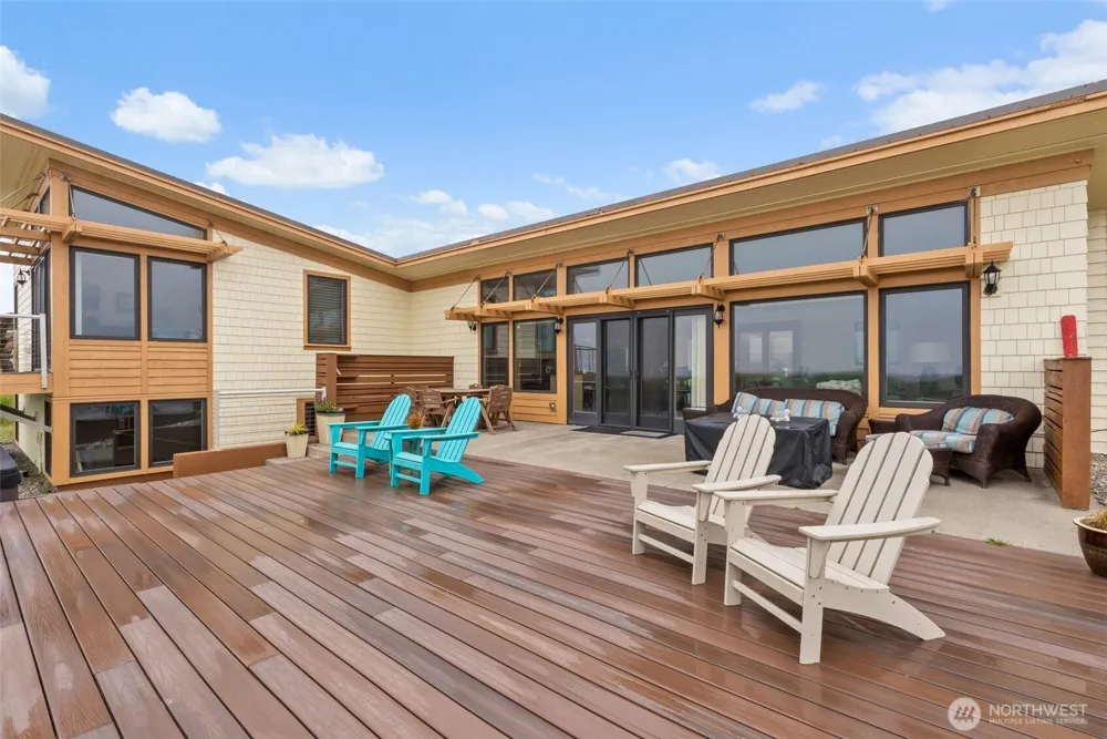 1603 Sea Grass Lane Westport, WA 98595