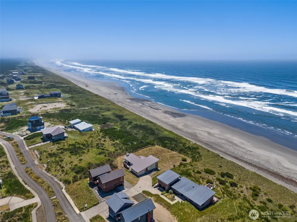 1603 Sea Grass Lane Westport, WA 98595