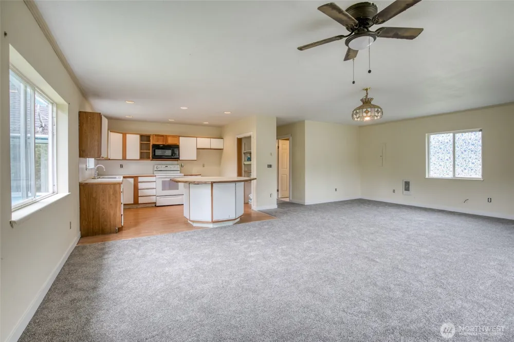102 Elma Street Copalis Beach, WA 98535