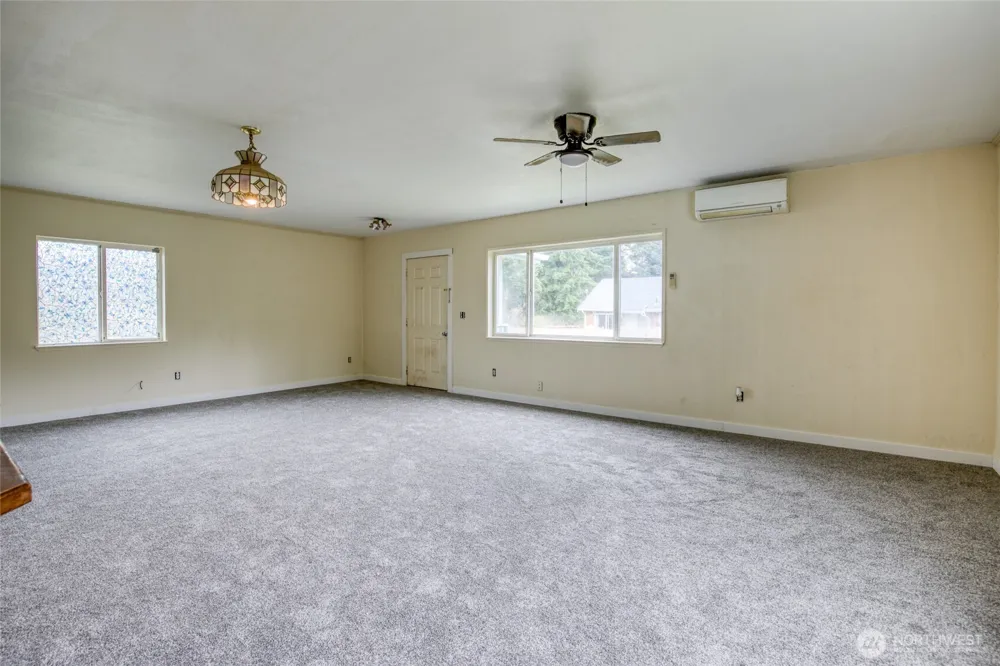 102 Elma Street Copalis Beach, WA 98535