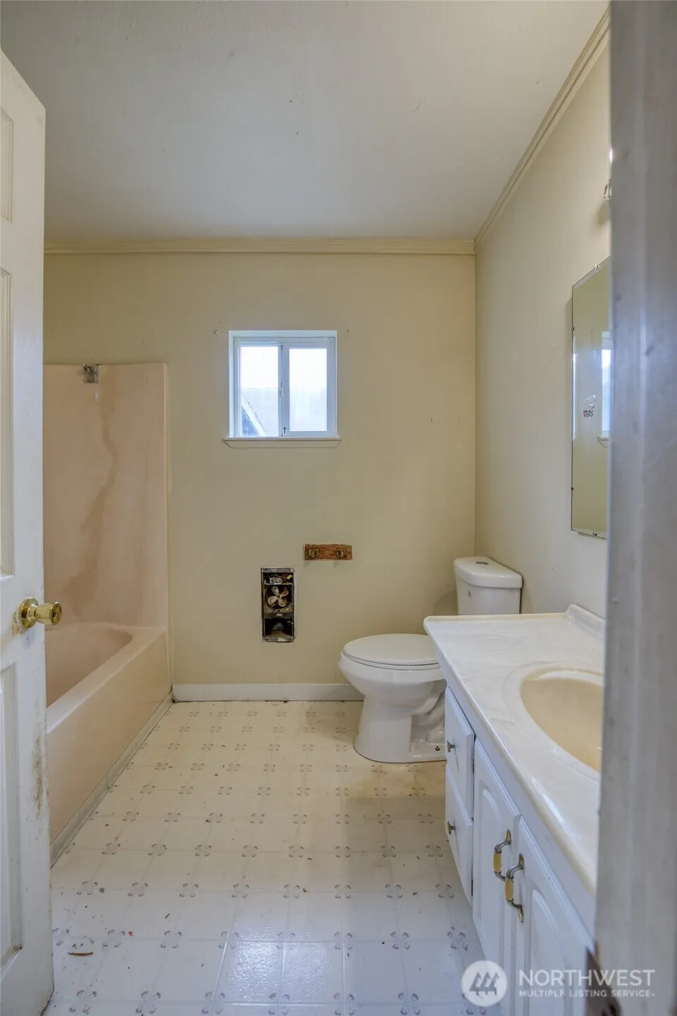 102 Elma Street Copalis Beach, WA 98535