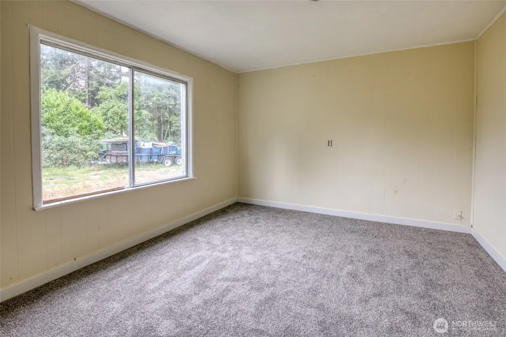 102 Elma Street Copalis Beach, WA 98535