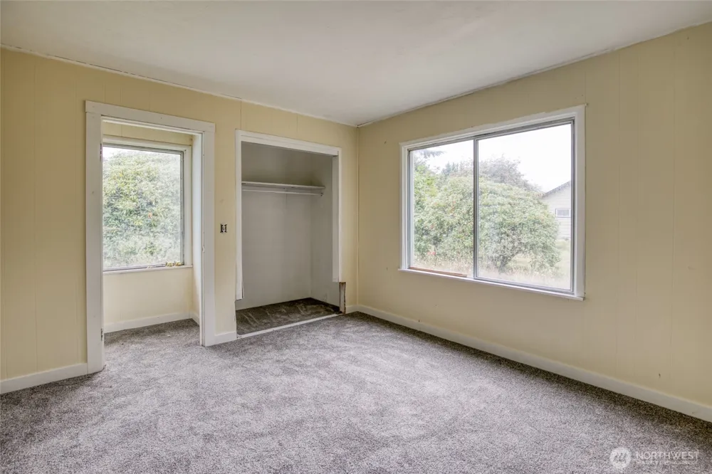 102 Elma Street Copalis Beach, WA 98535