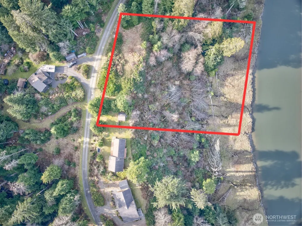 26 Lynn Point Lane South Bend, WA 98586