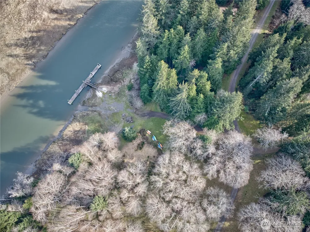 26 Lynn Point Lane South Bend, WA 98586
